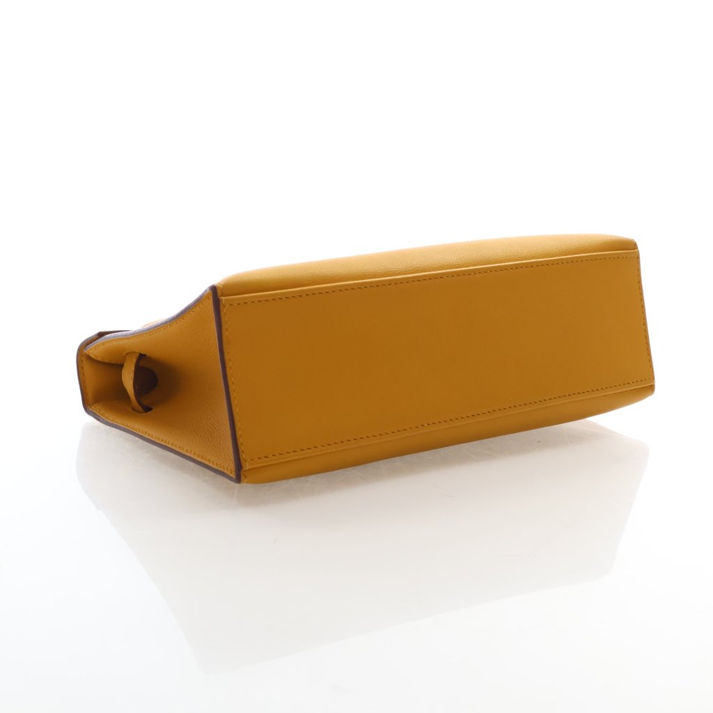Hermès Jaune Ambre Swift Kelly Pochette (GHW | 2018)