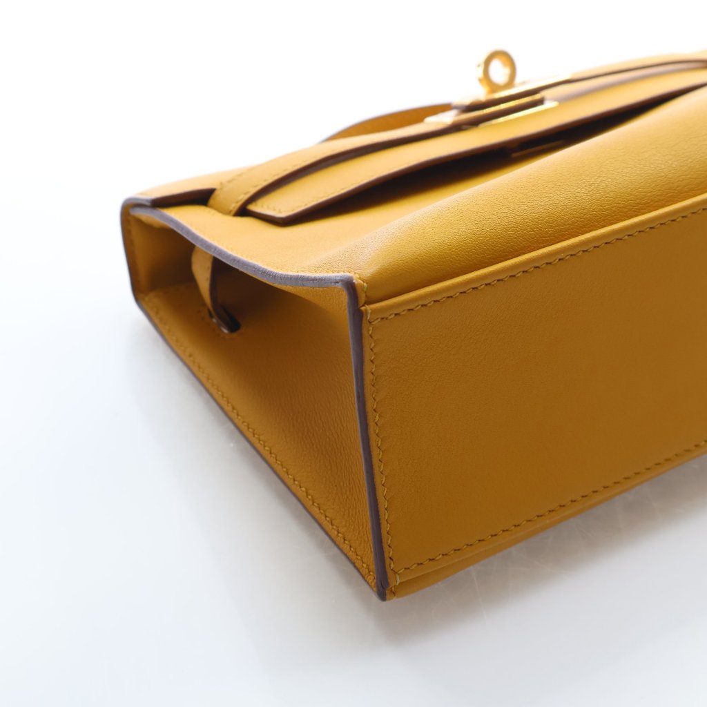 Hermès Jaune Ambre Swift Kelly Pochette (GHW | 2018)