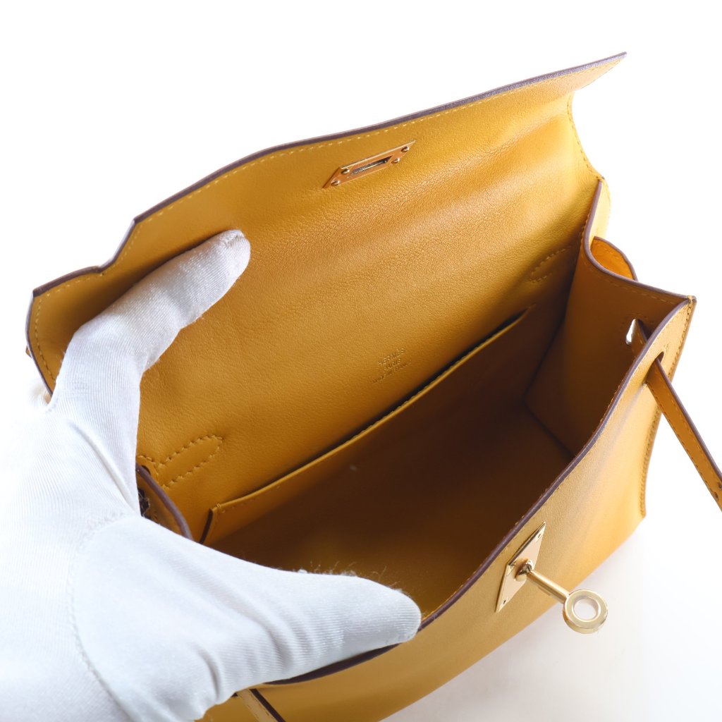 Hermès Jaune Ambre Swift Kelly Pochette (GHW | 2018)