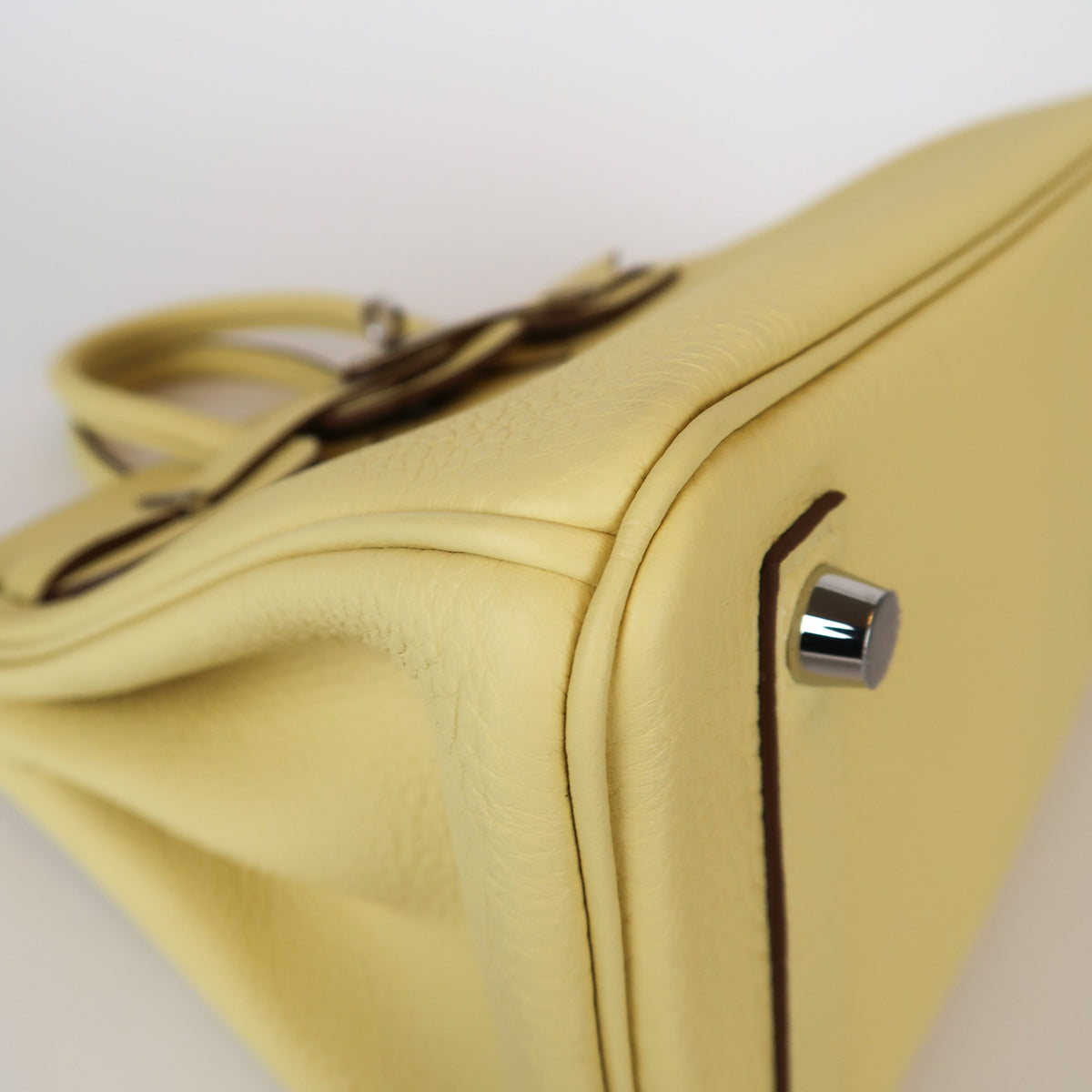 Hermès Jaune Poussin Togo Birkin 25 (PHW | 2025)