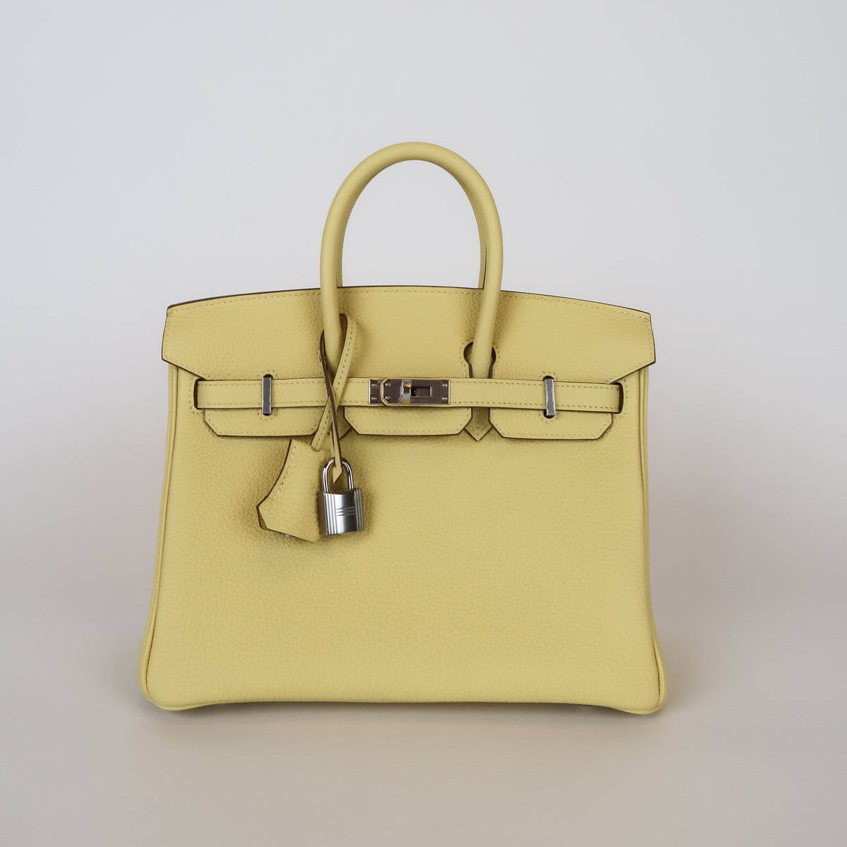Hermès Jaune Poussin Togo Birkin 25 (PHW | 2025)