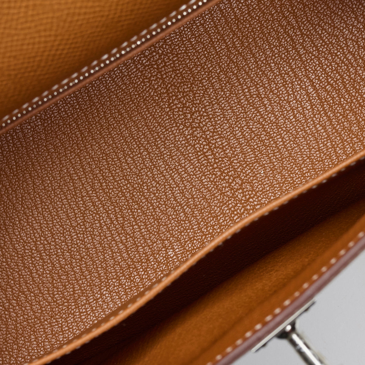 Hermès Gold Epsom Sellier Kelly 25, palladium hardware, 2021 – photo 15 of 17