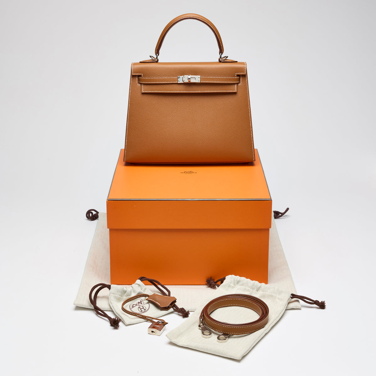 Hermès Gold Epsom Sellier Kelly 25, palladium hardware, 2021 – photo 17 of 17