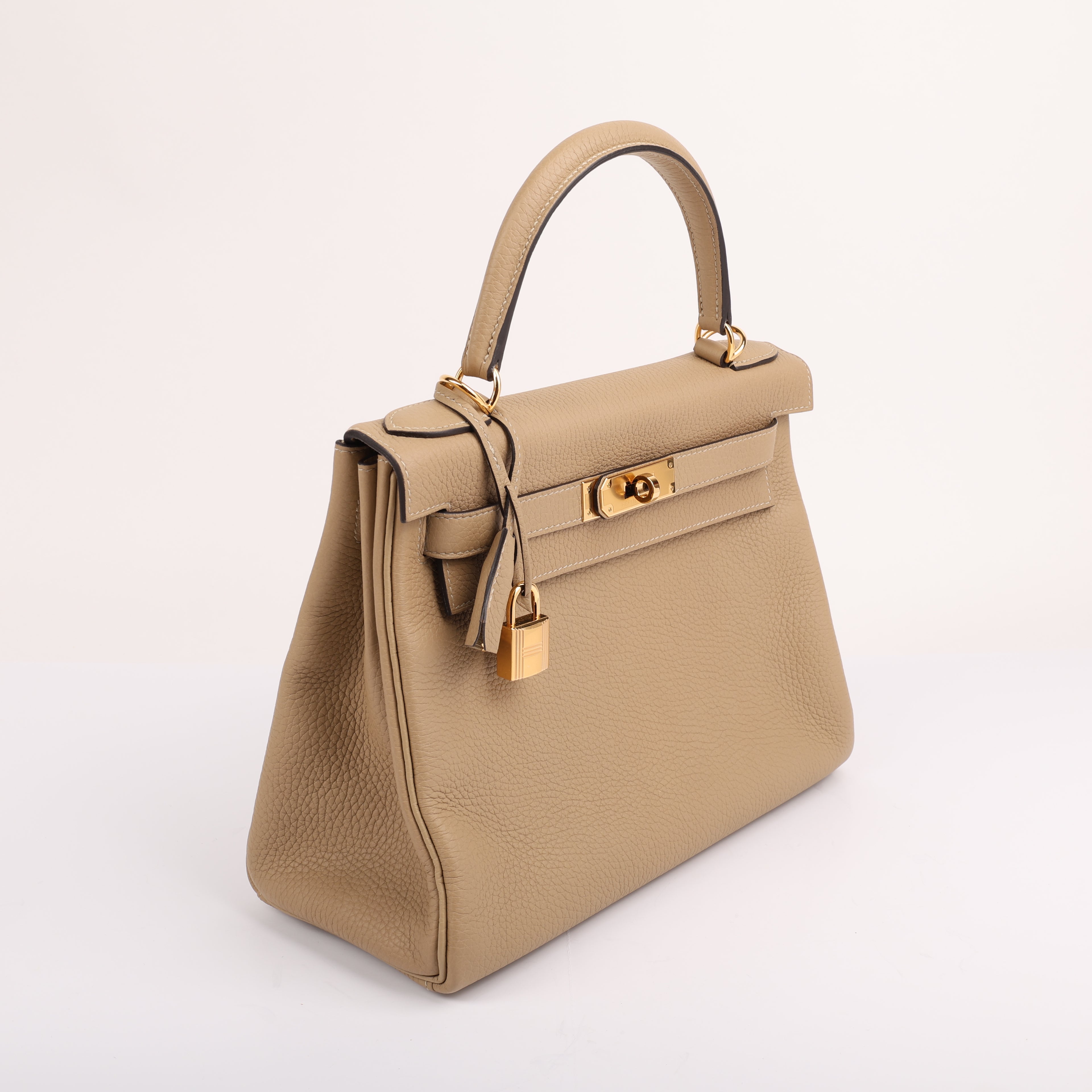 Hermès Trench Clemence Retourne Kelly 28 (GHW | 2021)