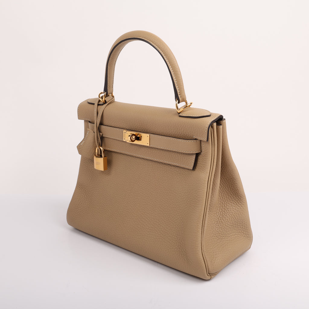 Hermès Trench Clemence Retourne Kelly 28 (GHW | 2021)