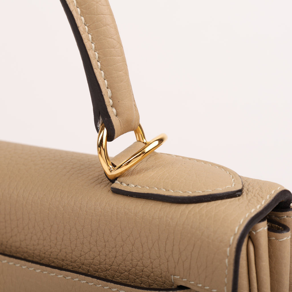 Hermès Trench Clemence Retourne Kelly 28 (GHW | 2021)