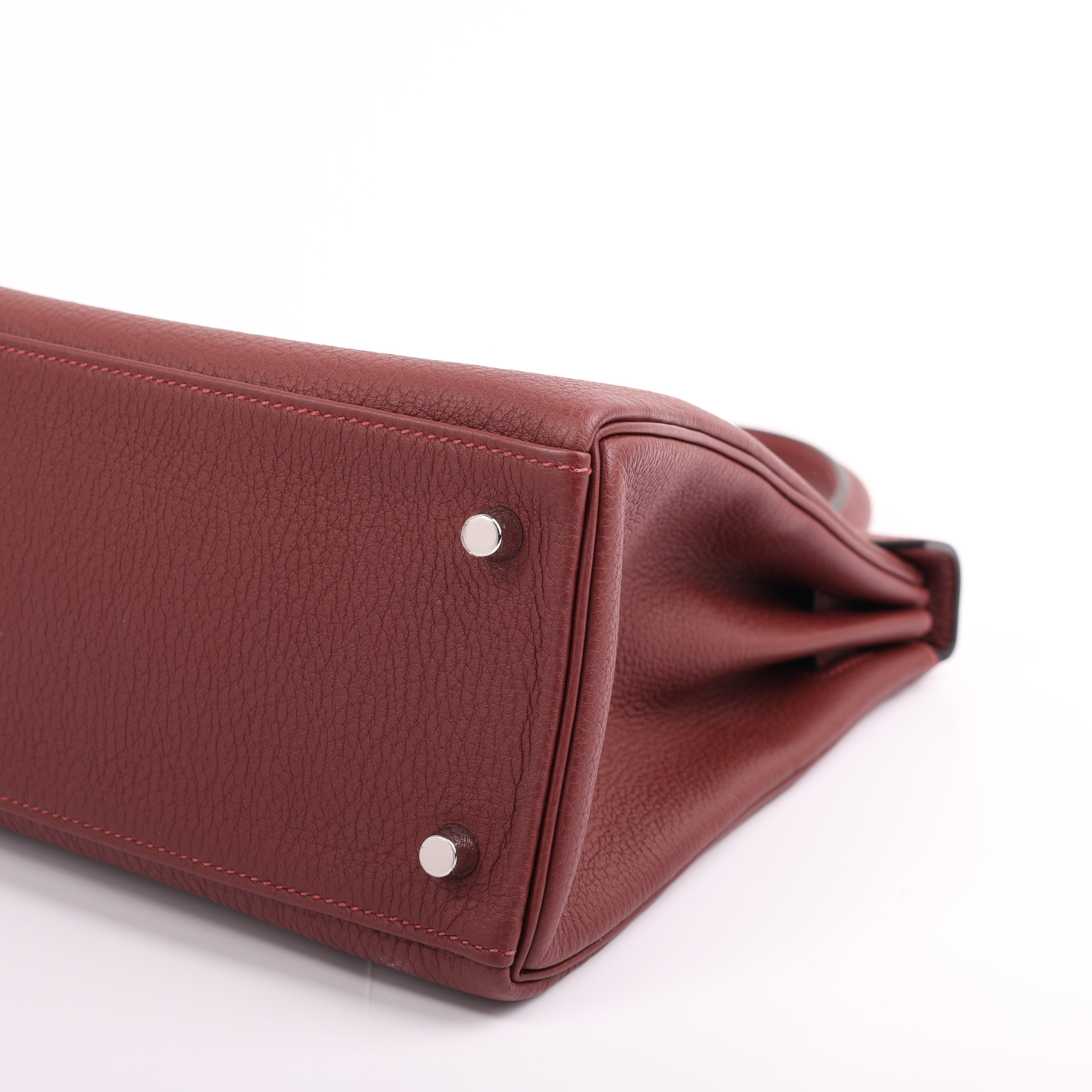 Hermès Rouge H Togo Retourne Kelly 28 (PHW | 2025)