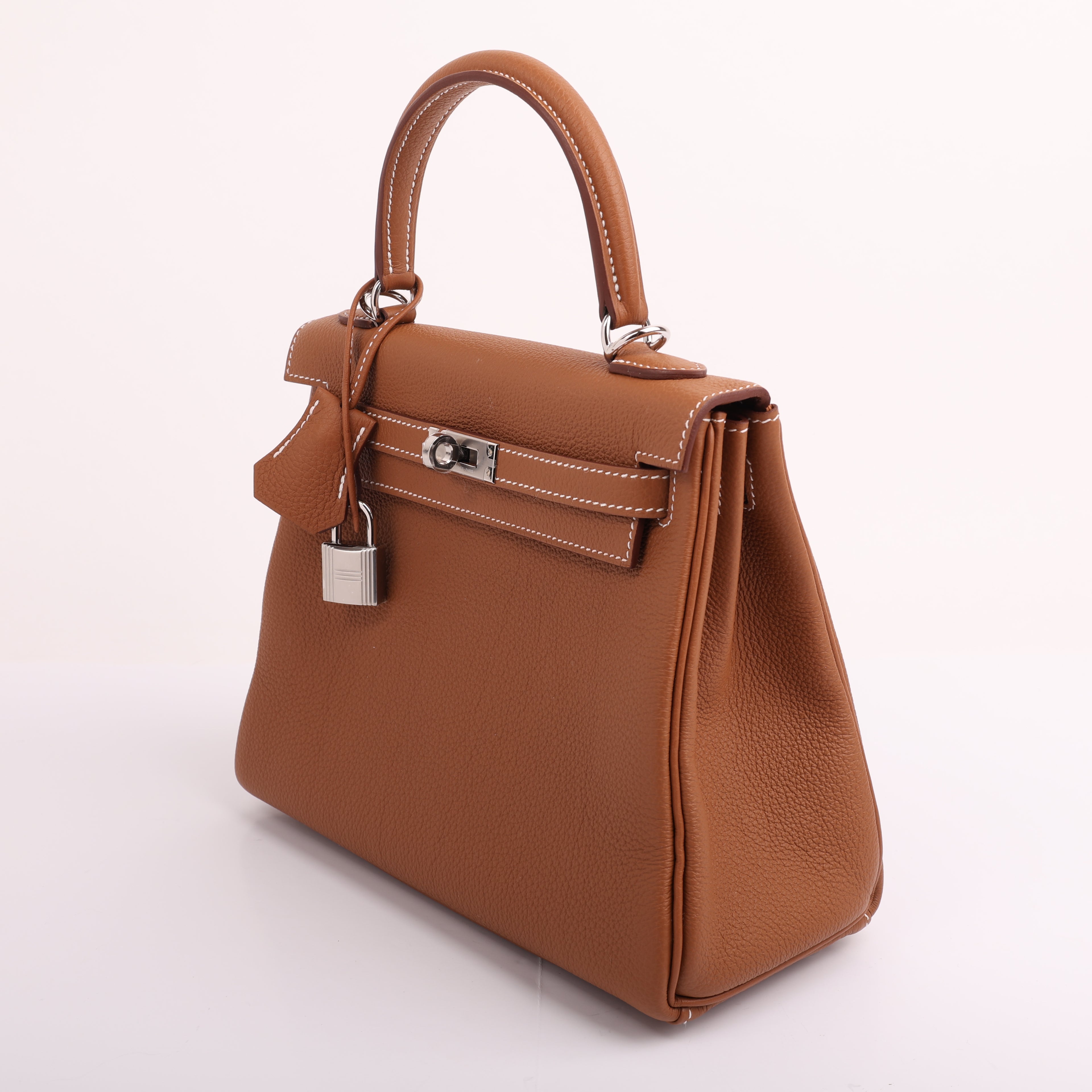 Hermès Gold Togo Retourne Kelly 25 (PHW | 2025)