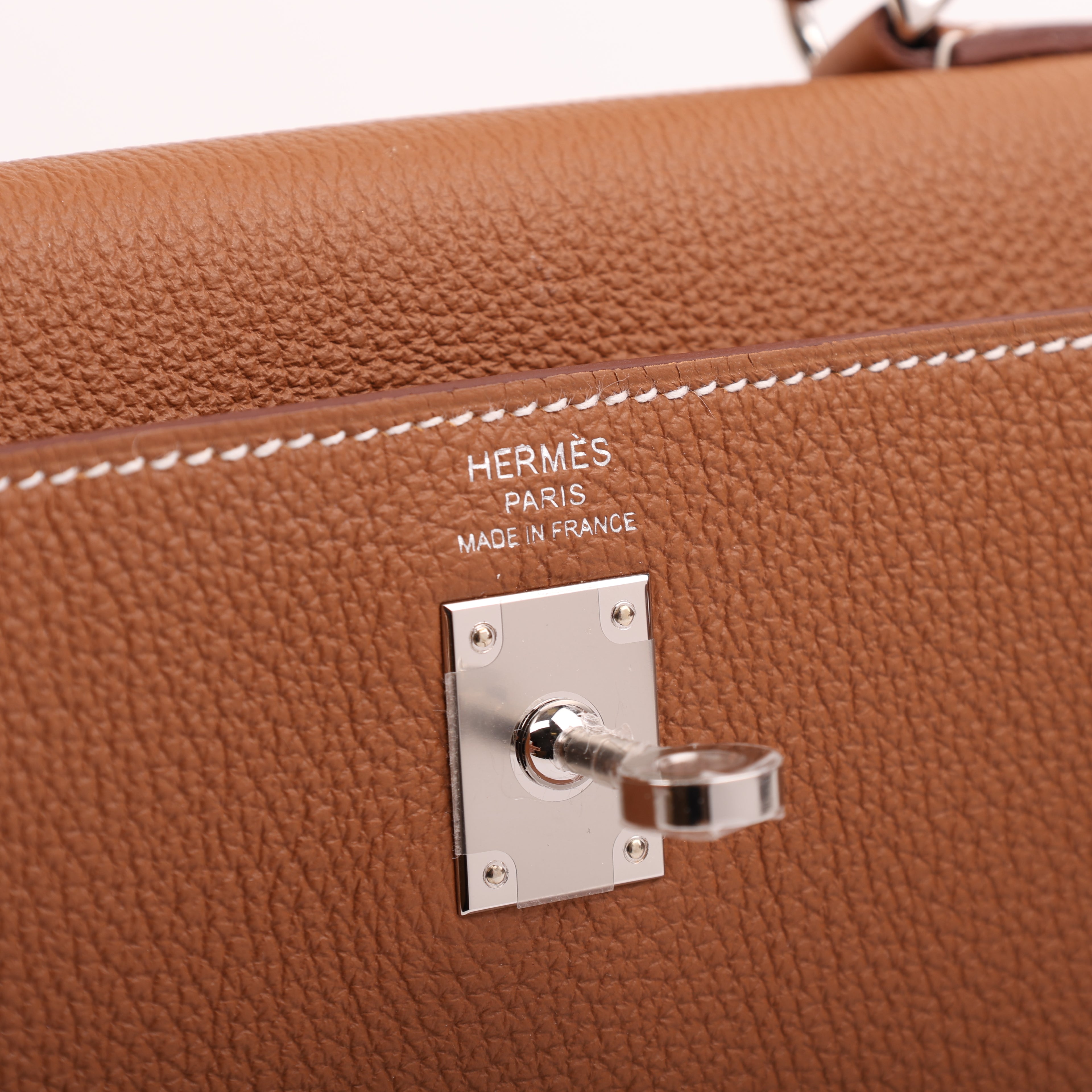 Hermès Gold Togo Retourne Kelly 25 (PHW | 2025)