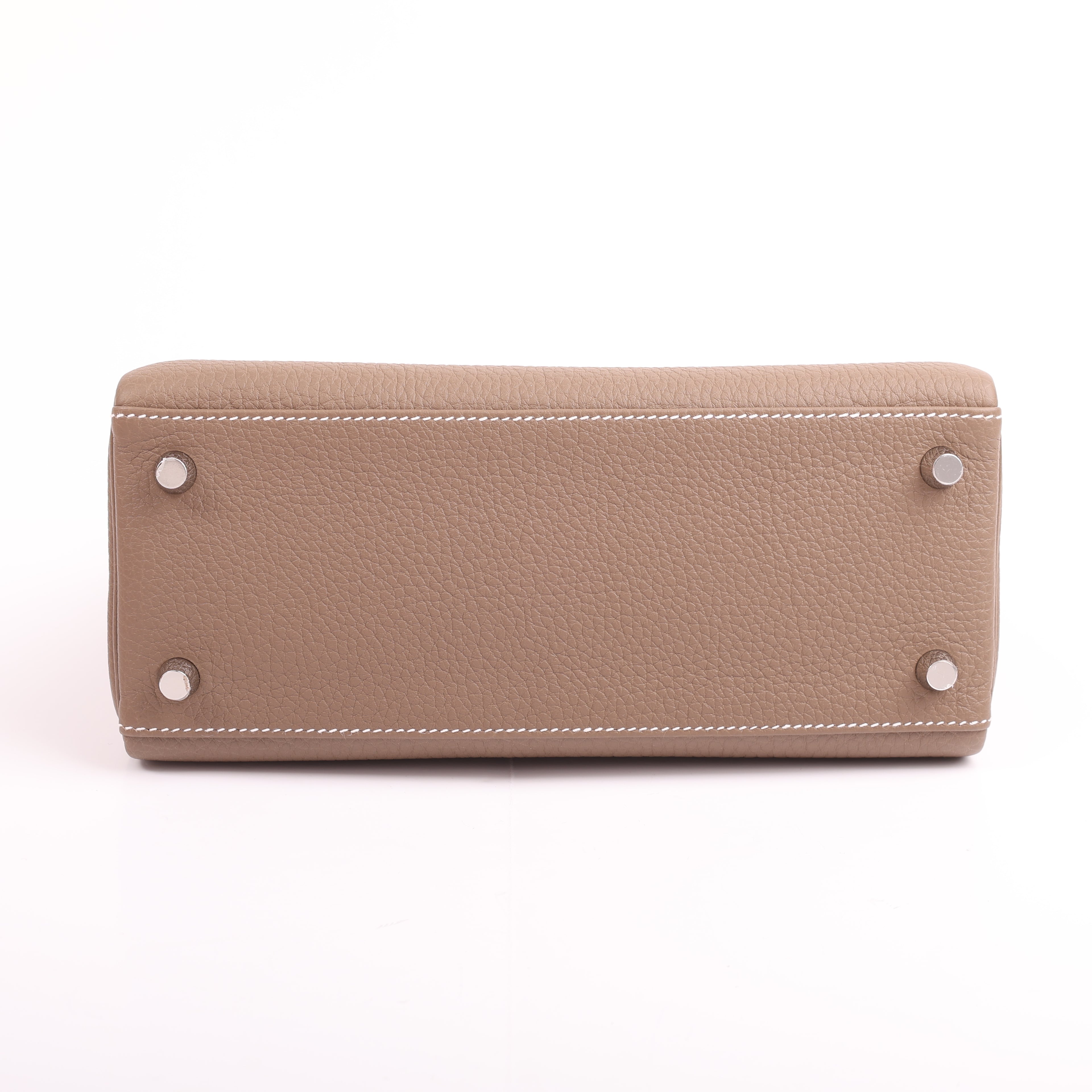 Hermès Etoupe Togo Retourne Kelly 25 (PHW | 2025)