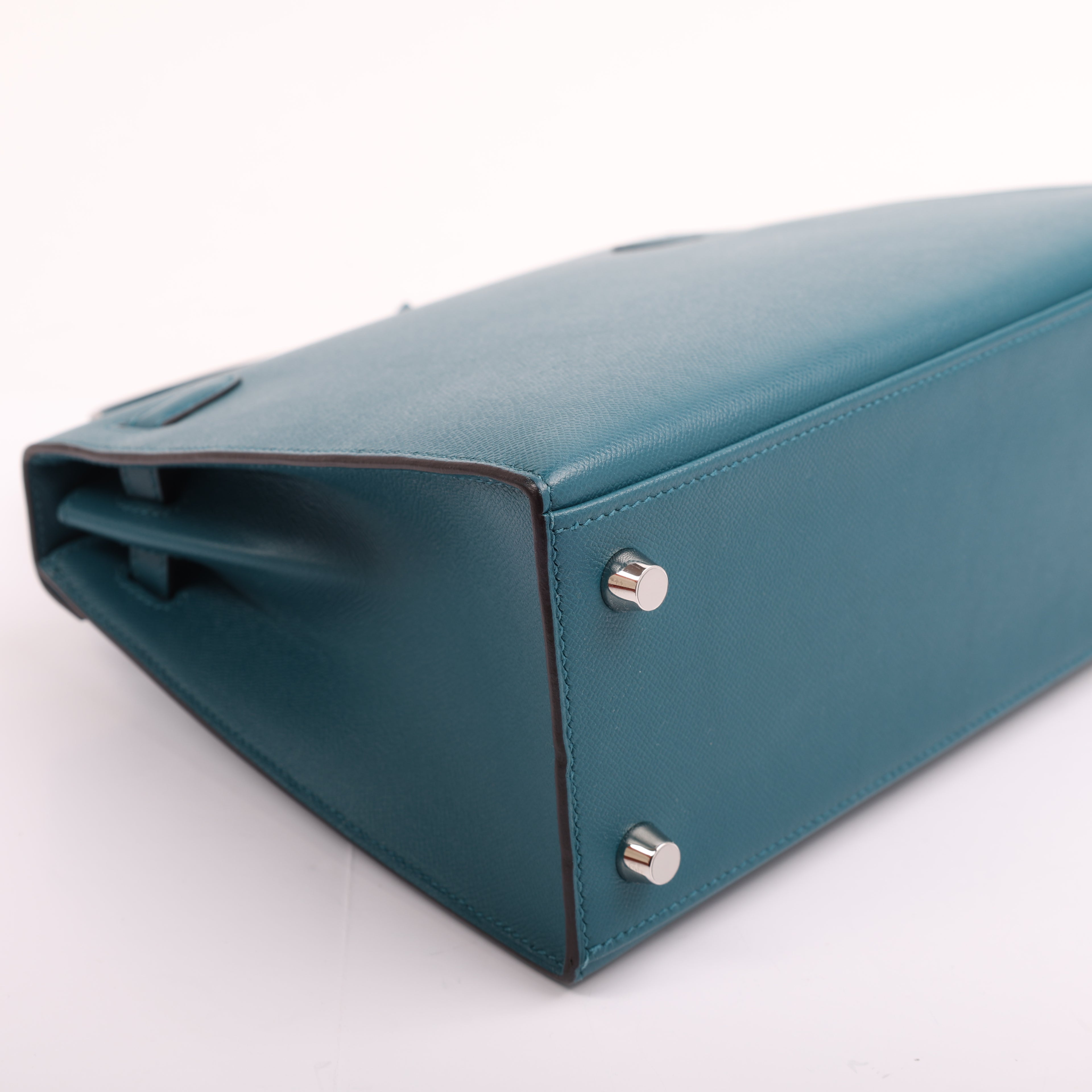 Hermes Vert Bosphore Veau Madame Verso Sellier Kelly 25 (PHW | 2024)