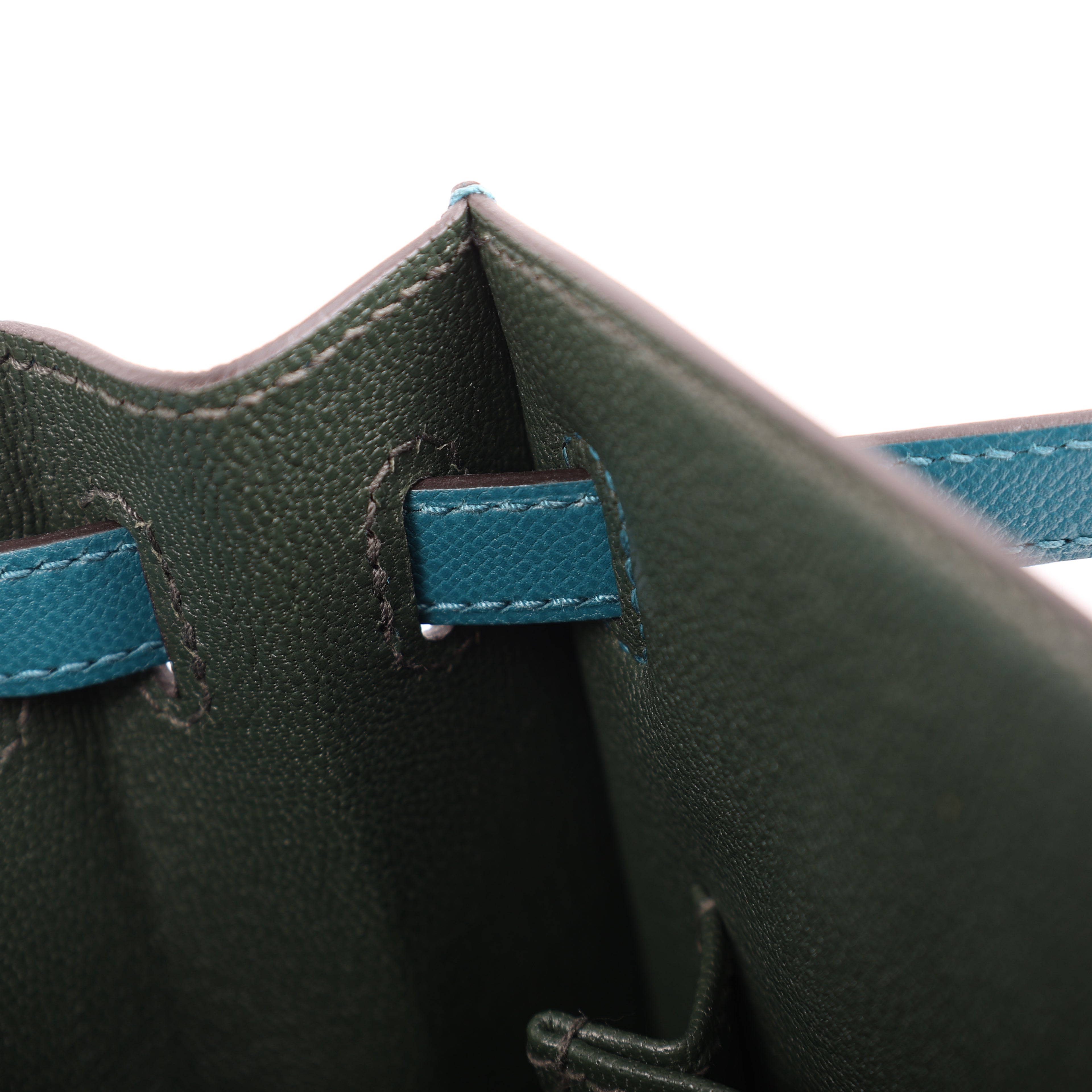 Hermes Vert Bosphore Veau Madame Verso Sellier Kelly 25 (PHW | 2024)