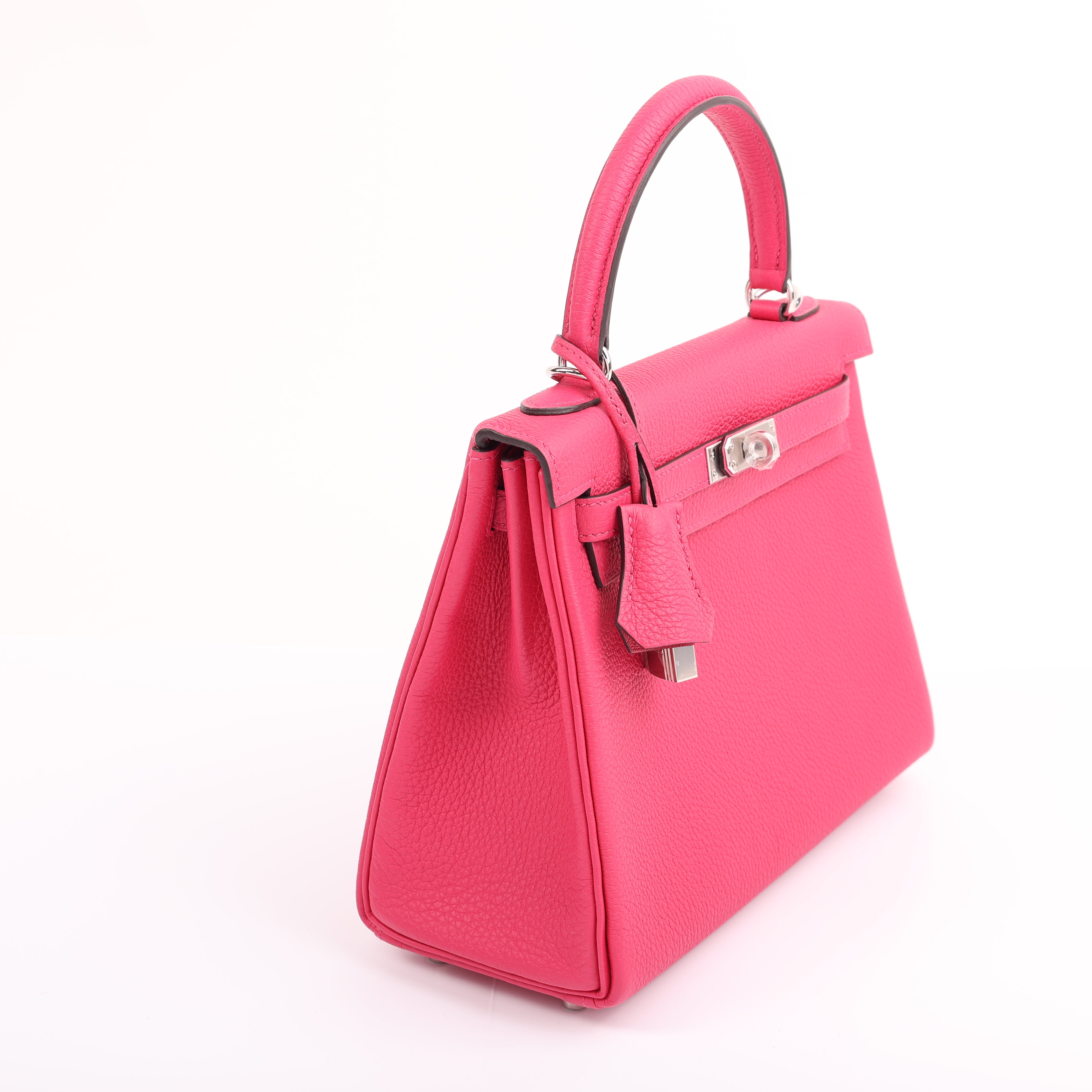 Hermès Rose Mexico Togo Retourne Kelly 25 (PHW | 2025)