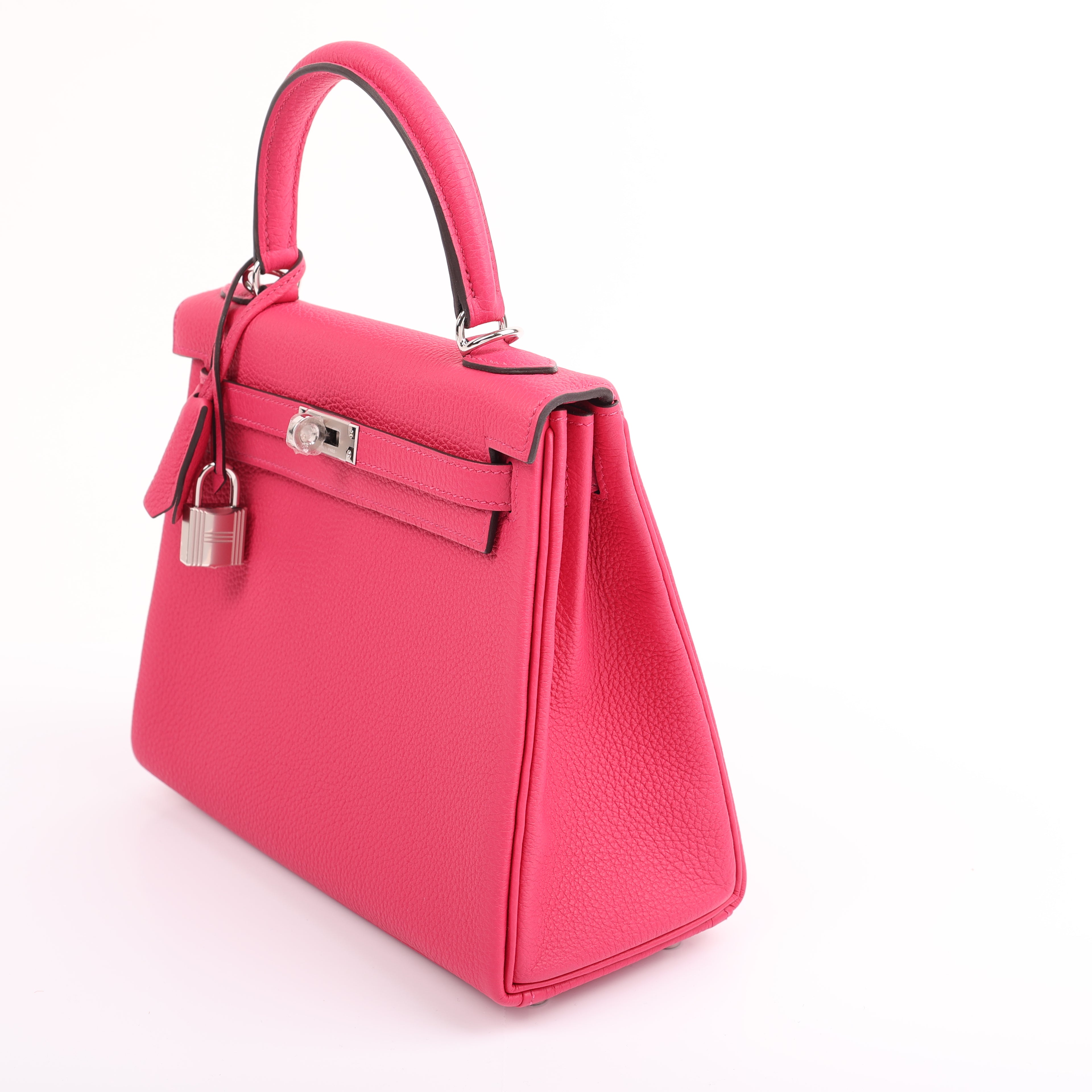 Hermès Rose Mexico Togo Retourne Kelly 25 (PHW | 2025)