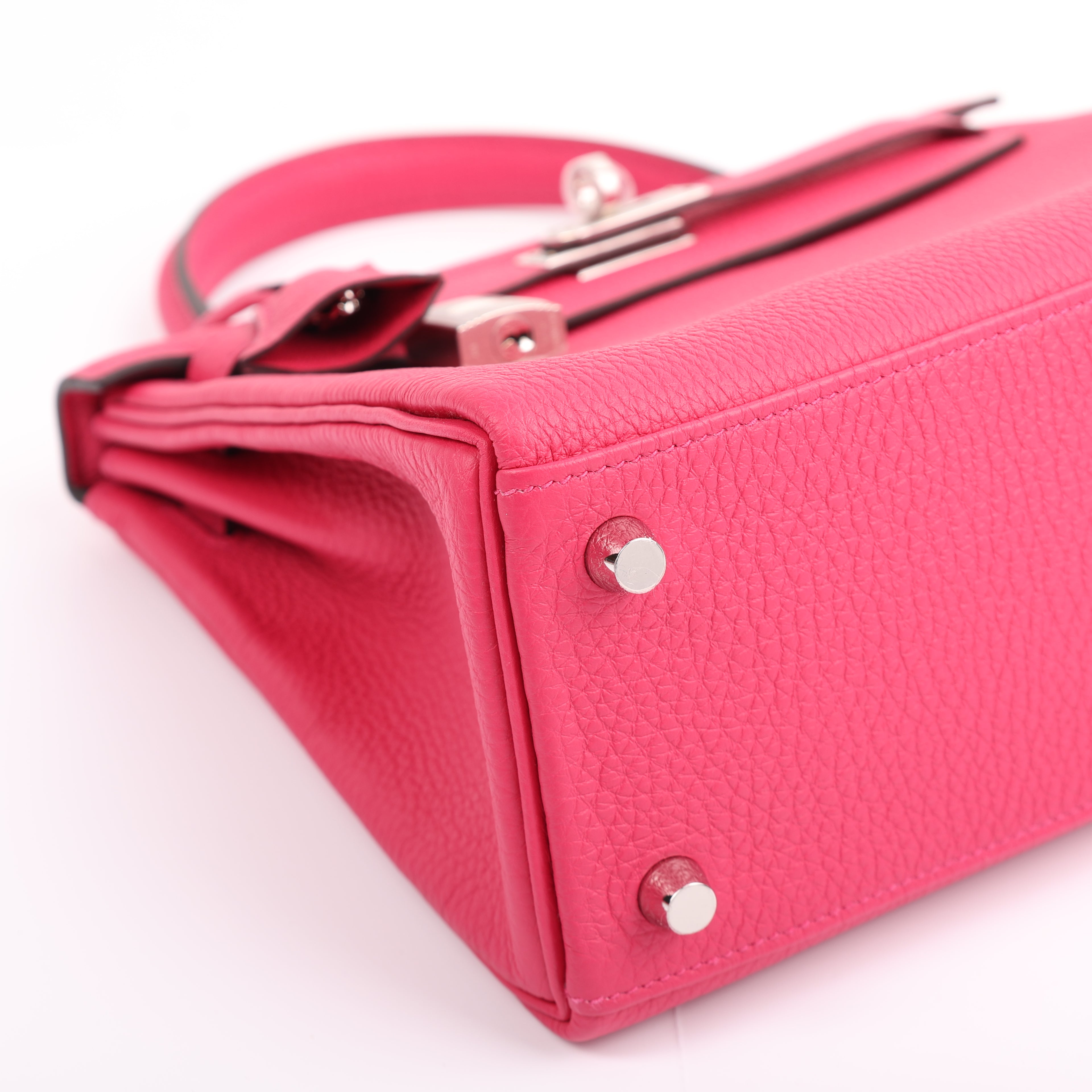 Hermès Rose Mexico Togo Retourne Kelly 25 (PHW | 2025)