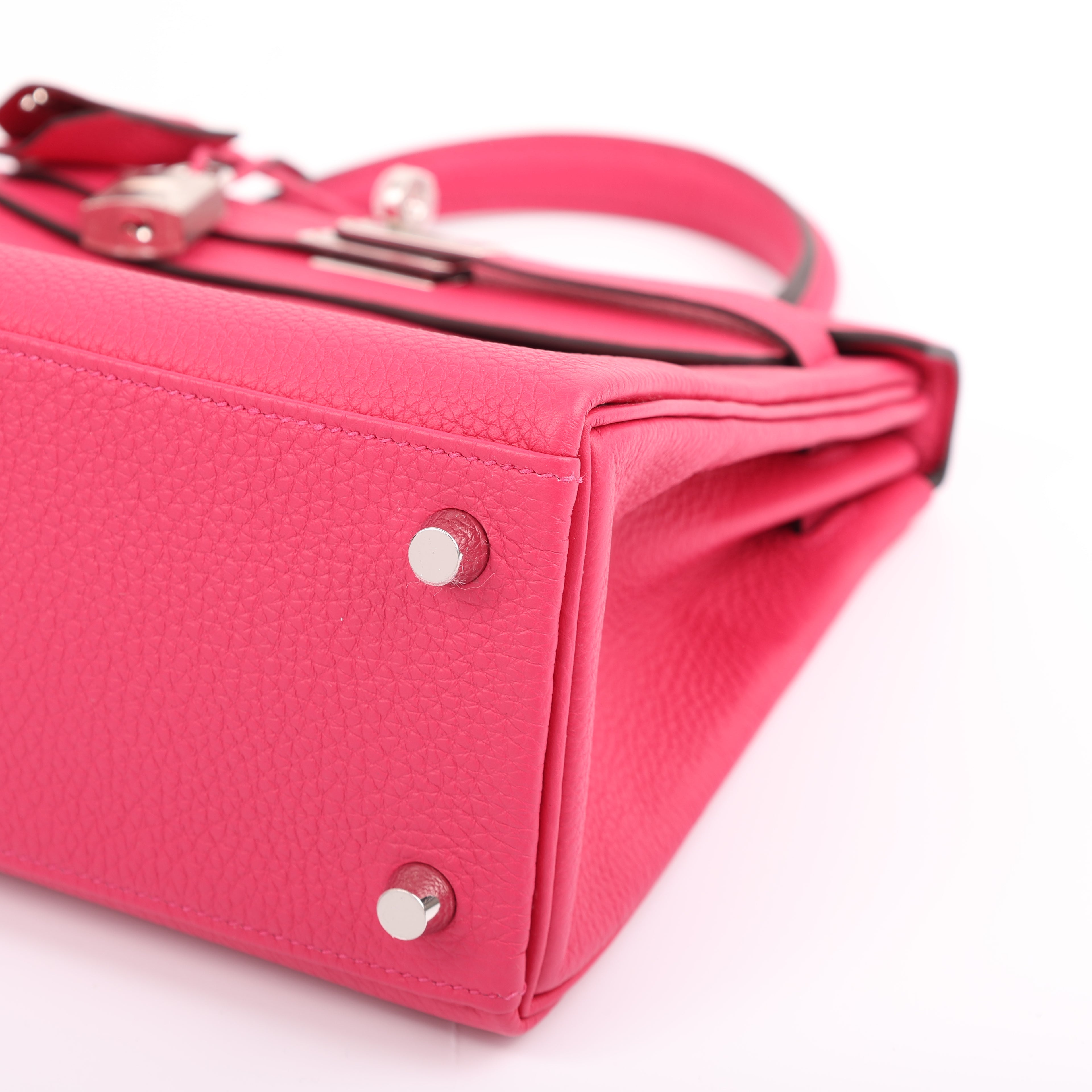 Hermès Rose Mexico Togo Retourne Kelly 25 (PHW | 2025)