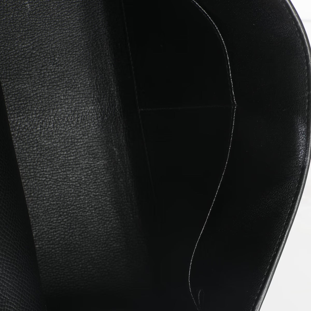 2019 Hermès Black Epsom Sellier Kelly 28 GHW